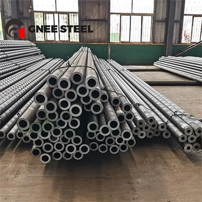 Ống thép carbon liền mạch 45 #
